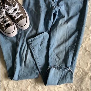 Levi’s 311 Shaping Skinny Jeans